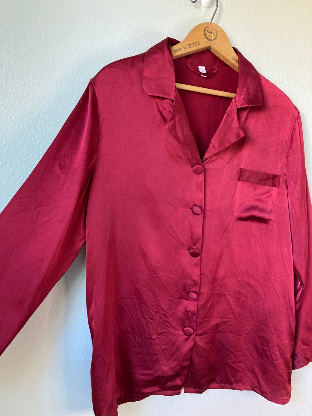 Lilysilk 22 Momme Mulberry Silk Pajama top Button Front Claret sz S *READ* - Picture 2 of 11